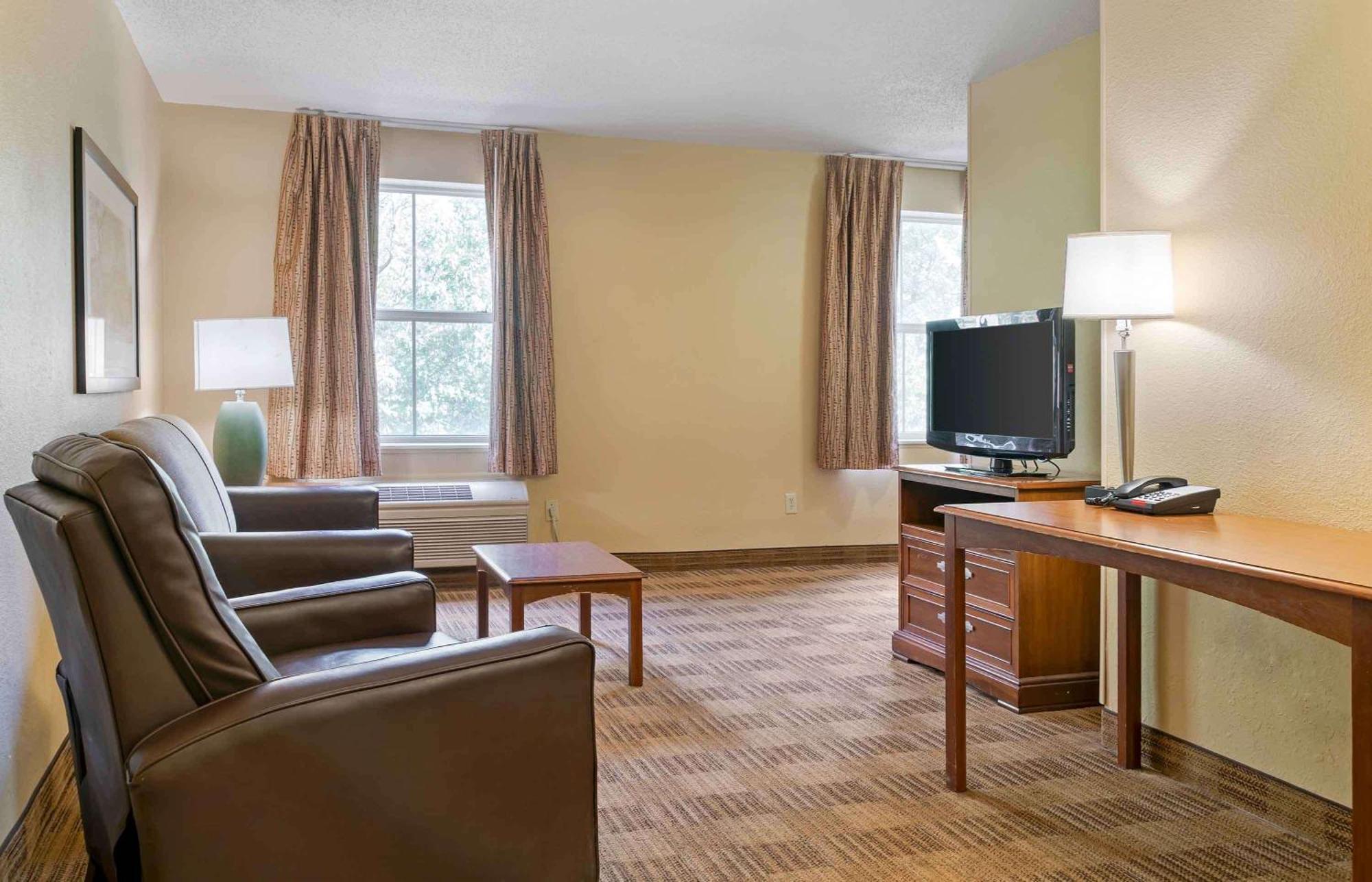 Extended Stay America Suites - Detroit - Novi - Orchard Hill Place Northville Exteriér fotografie